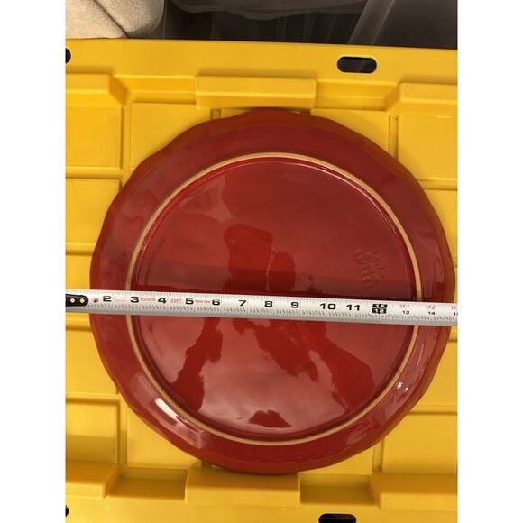 Red Ceramic Leaf Detail Plate Decorative Serving Homeware Made in Italy - Picture 6 of 9